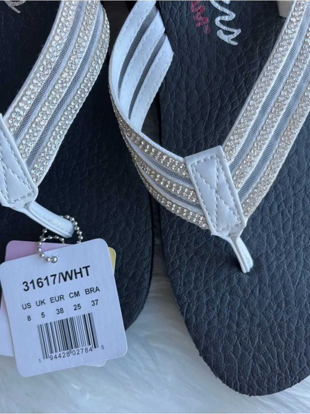 🆕Skechers Women's Cali
Vinyasa - Sugar Pie sandals
White Mesh/Rhinestones 8 - Picture 4 of 9